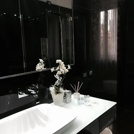 Maison Royale アパート *